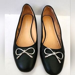Adrienne Vittadini Womans Midnight Black  Metal Front Bow Ballet Flats, sz 8